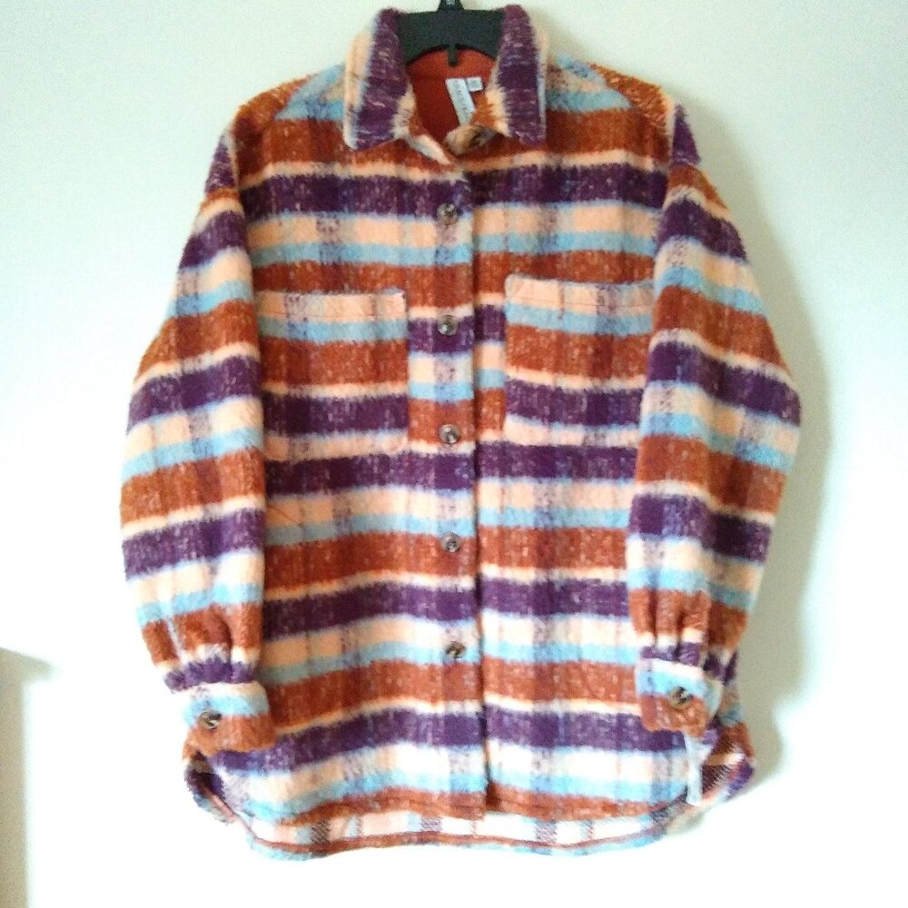 PLAID FUZZY SHACKET. NWT